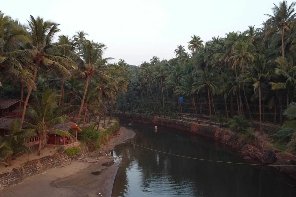 Cola Beach