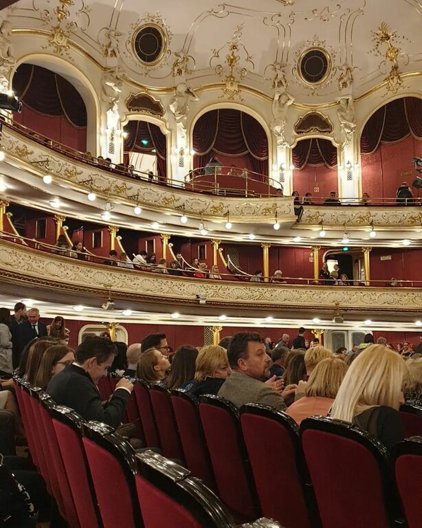 Hungarian Operetta Theater