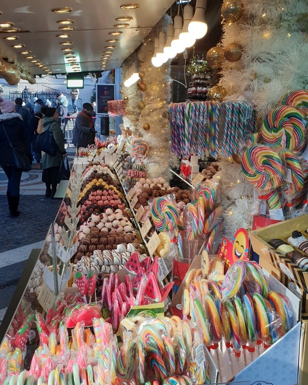 Christmas market in front of St. Stephen’s Basilica