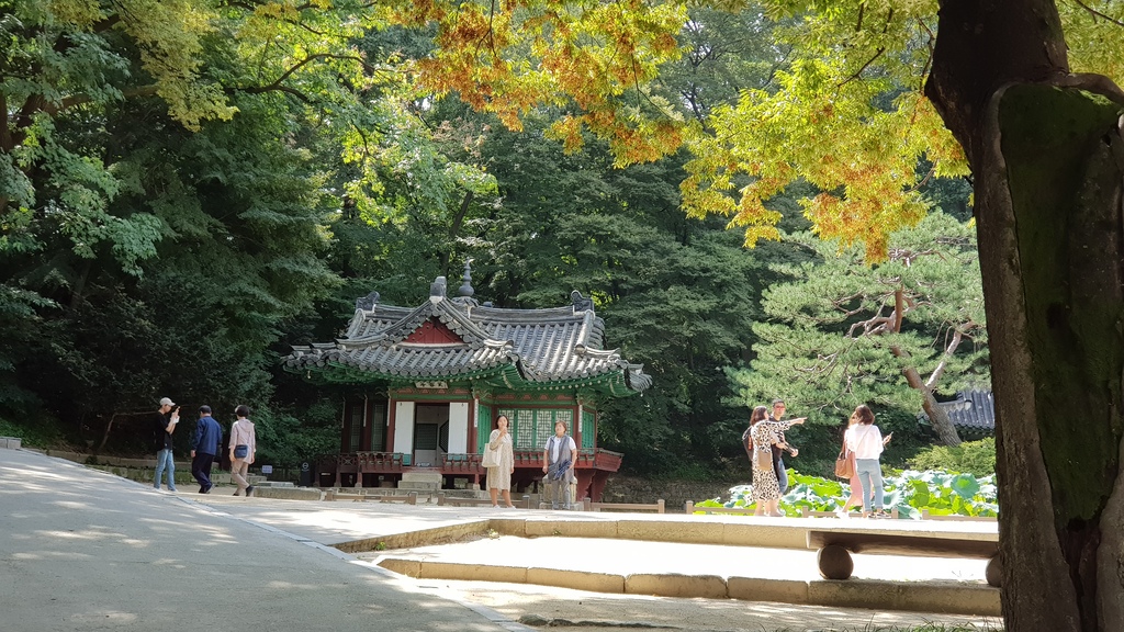 Changdeokgung palace