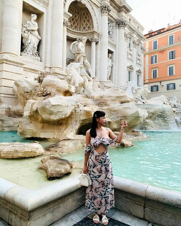 Trevi Fountain