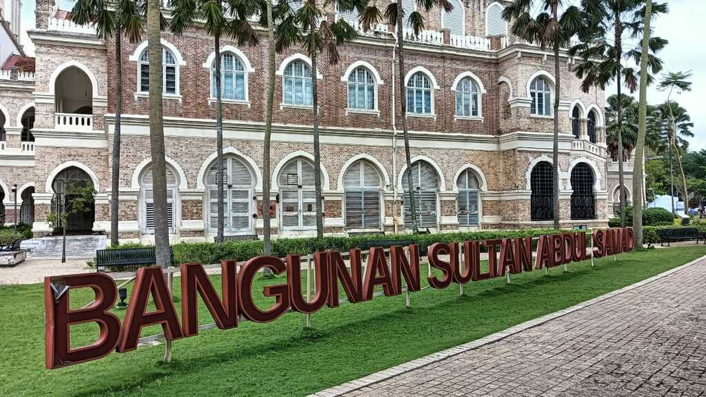 Back of Sultan Abdul Samad building