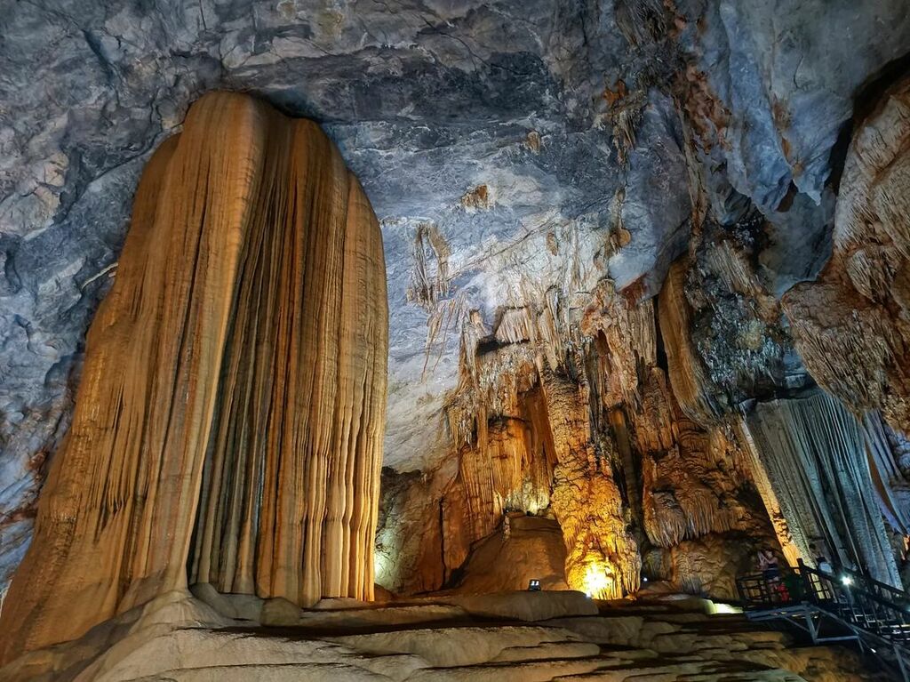 Paradise Cave