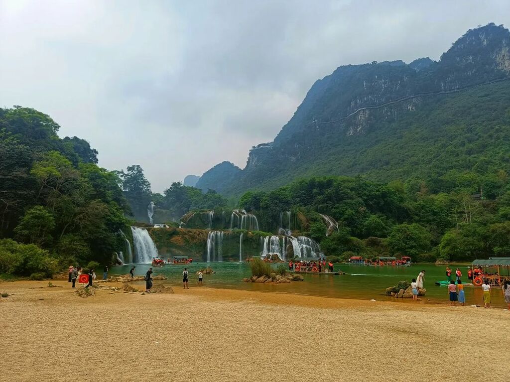 Ban Gioc Waterfalls