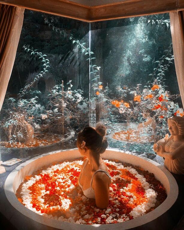 Flower bath at the Aduya Resort