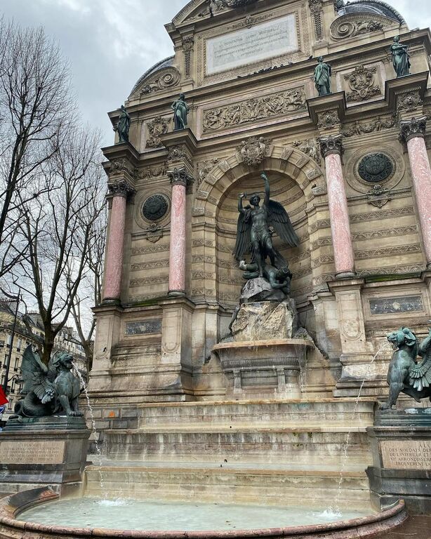 Fontaine Saint-Michel