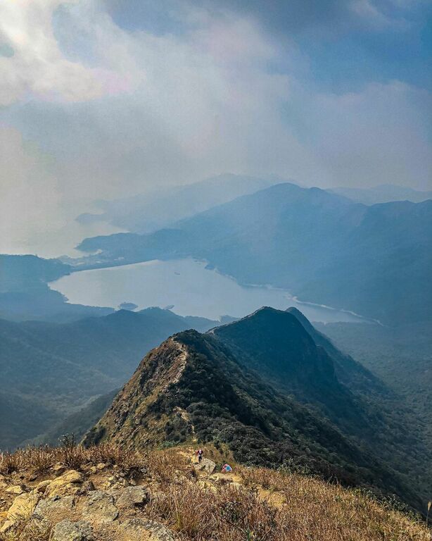 West Dog's Teeth and Lantau Peak Hike