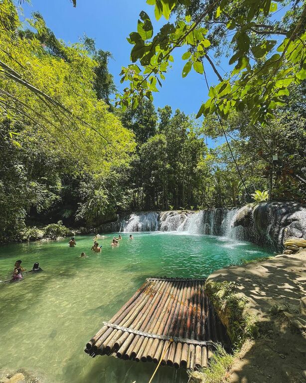 Cambugahay Falls