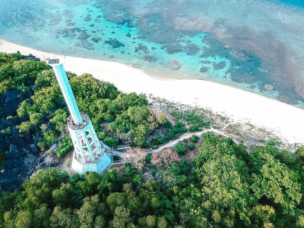 Apo Reef Lighthouse