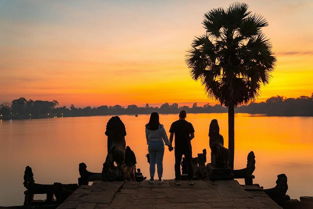 Sunrise in Angkor Wat