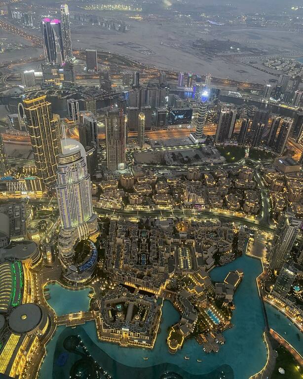 At The Top, Burj Khalifa