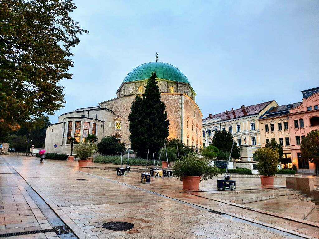 Downtown Candlemas Church of the Blessed Virgin Mary