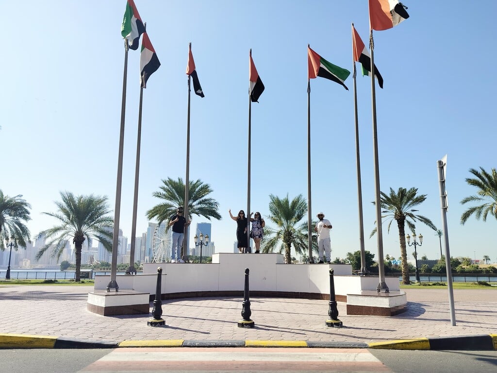 Sharjah bluesook