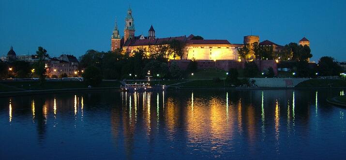 things to do in krakow at night