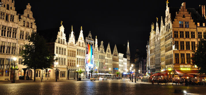 things to do in antwerp at night