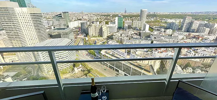 Top 12 Airbnb Vacation Rentals In La Défense, France