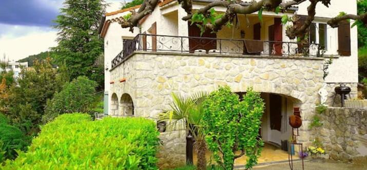 airbnb Vals-les-Bains