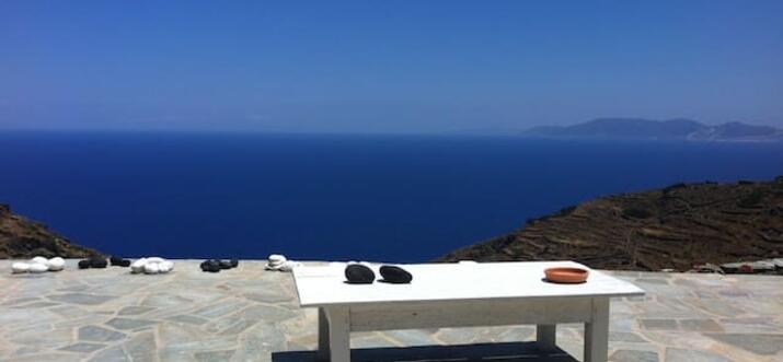 airbnb Folegandros