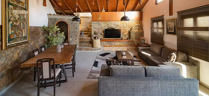 Top 12 Airbnb Vacation Rentals In Pilos, Greece