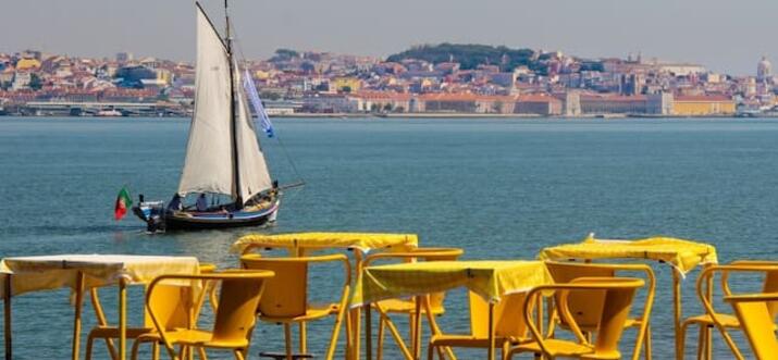 airbnb Almada