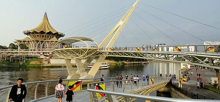 9 Best Places To Eat In Kuching, Malaysia