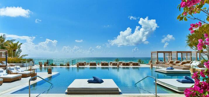 Hotels With Rooftop Pools In Miami