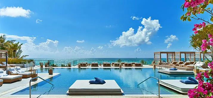 16 Hotels With Rooftop Pool In And Near Miami, Florida, USA