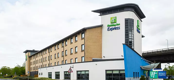 10 Hotels With Parking Near The Airport In Glasgow, Scotland
