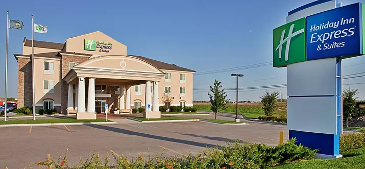 13 Romantic Getaways Near Kansas City, Missouri