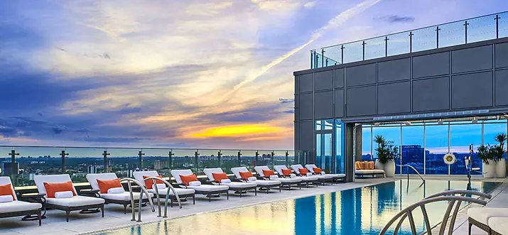 10 Best Hotels Near Budweiser Stage In Toronto, Canada