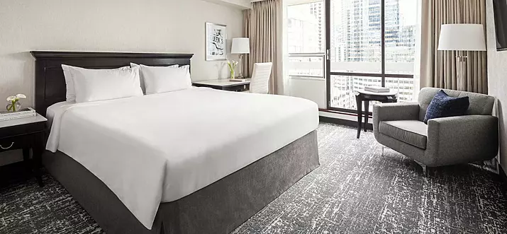 7 Best Hotels Near Scotiabank Arena In Toronto, Canada