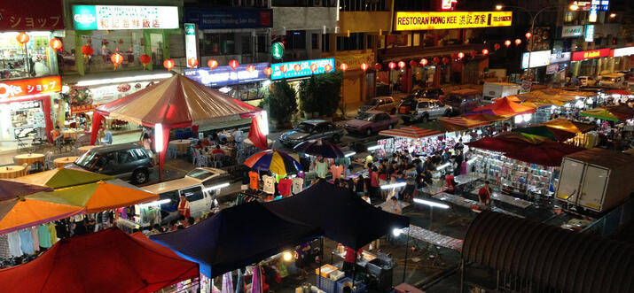 night markets in langkawi