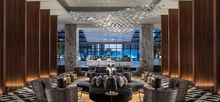 Top 18 Chicago Hotels With Indoor Pools