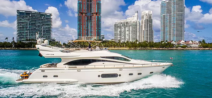  14 Best Airbnb Yachts In Miami, Florida