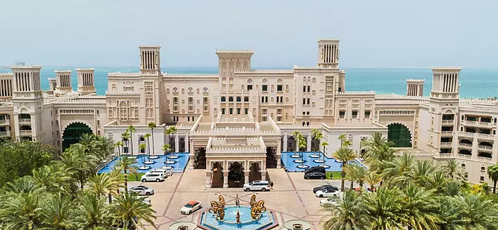 9 Jaw-Dropping Hotels And Resorts With Waterpark Access In Dubai, UAE
