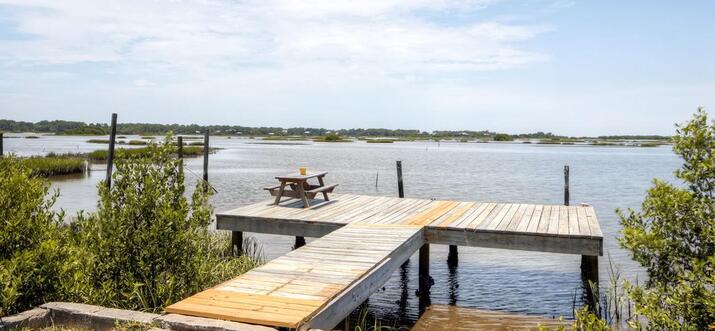 vrbo cedar key fl pet friendly