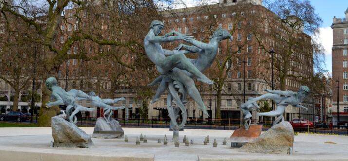 fountains in london