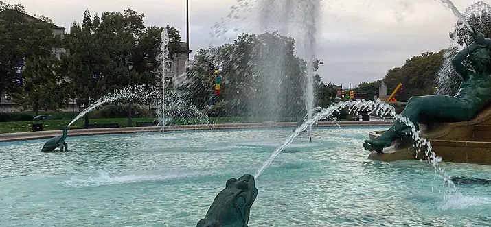 8 Best Fountains In Philadelphia, Pennsylvania