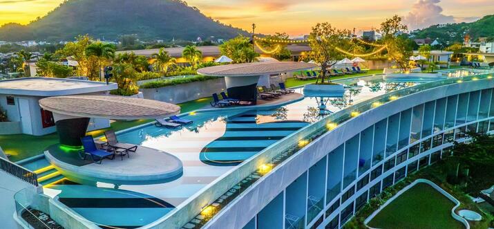 party hotels in phuket