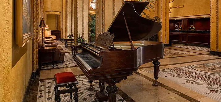 Top 10 Hotels With Outdoor Pool In New Orleans, Louisiana