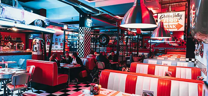 10 24-Hour Restaurants In Los Angeles, California