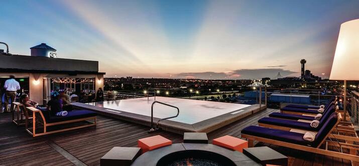 Top 10 hôtels avec piscine sur le toit à Dallas, Texas