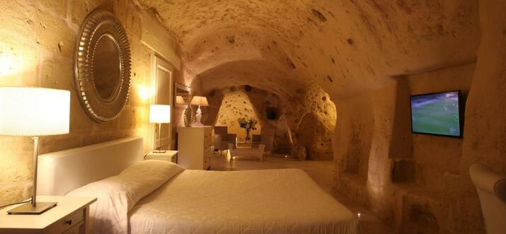 cave hotels in italy