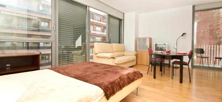 Rekomendasi 6 Sewa Airbnb Di Eixample, Barcelona, Spanyol