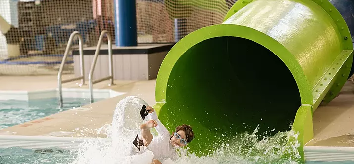 11 Hotels With Water Park In Branson, Missouri