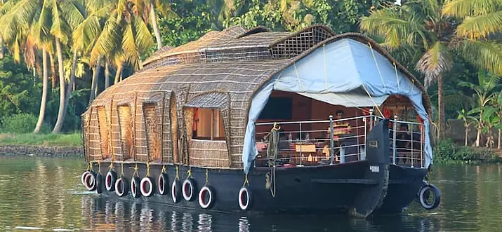 Top 11 Airbnb Houseboats Near Kochi, India