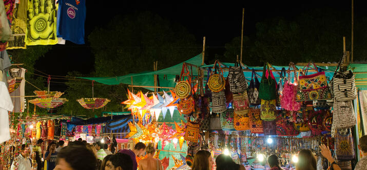 night markets in goa