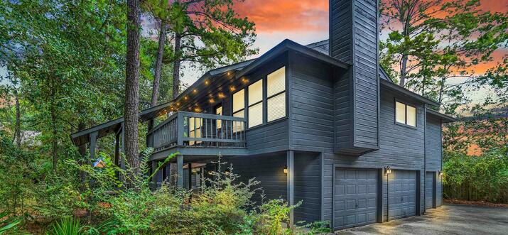 airbnb woodlands