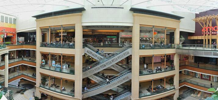 shopping malls in seattle