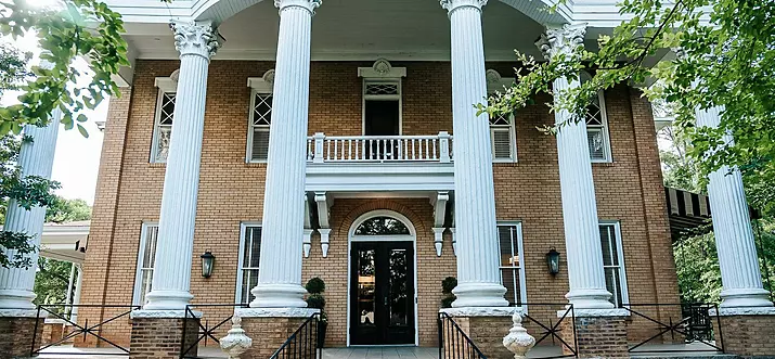 10 Handpicked Bed and Breakfasts In Alabama, USA